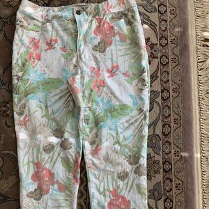 Chico’s fab slimming size 1 medium ankle pants